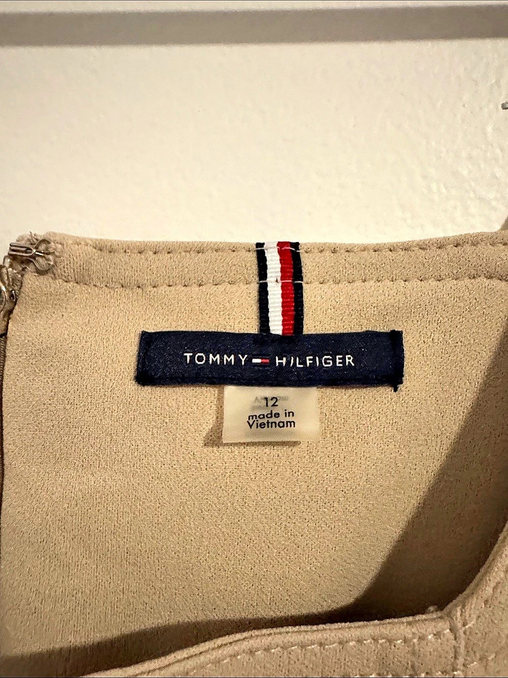 Tommy Hilfiger Button Front Mini Dress in Beige Size 12 NWT - Picture 3 of 4